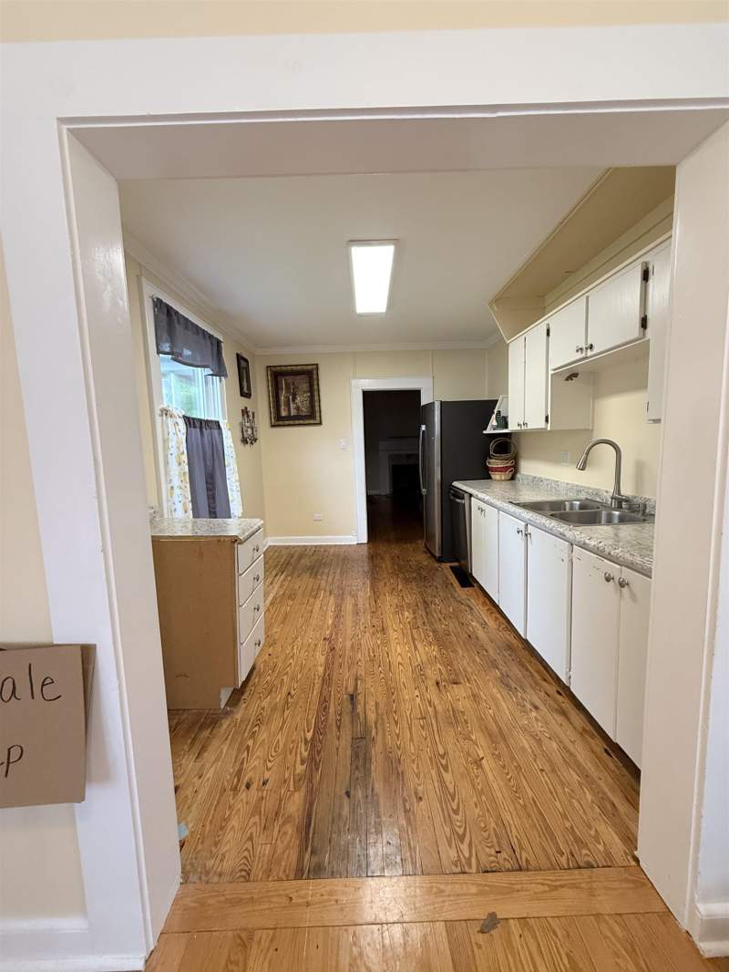 2 bedroom Detached at 1108 Magnolia Drive, Burmah Heights, Quincy — photo 3