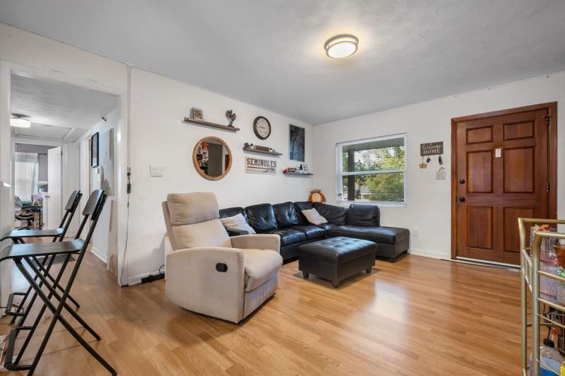 4 bedroom Detached at 2409 Surrey Street, Knollwood Revised, Tallahassee — photo 3