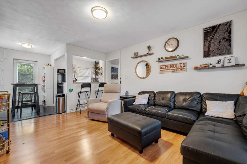 4 bedroom Detached at 2409 Surrey Street, Knollwood Revised, Tallahassee — photo 4