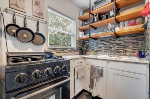 2409 Surrey Street, Tallahassee FL - photo 9 of 31
