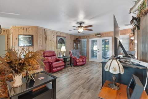 218 SE Thirteenth Street, Steinhatchee FL - photo 16 of 70