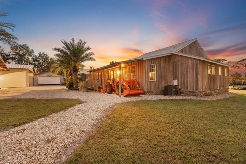 3 bedroom Detached at 218 SE Thirteenth Street, Steinhatchee subdivision, Steinhatchee — photo 4
