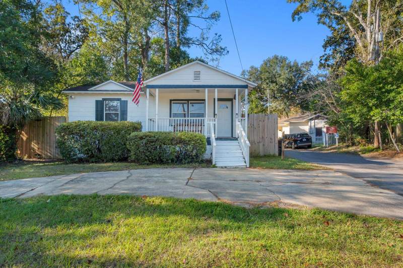 3 bedroom Detached at 726 Arkansas Street, University Heights, Tallahassee — photo 2