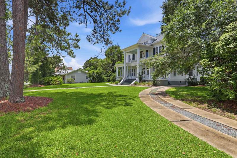 4 bedroom Detached at 336 N Jackson Street, Historic District, Quincy — photo 4