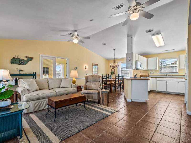 3 bedroom Detached at 8 Bass Street, Southern Dunes Beaches, Alligator Point — photo 5