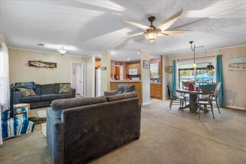 1421 Oak Pond Lane, Steinhatchee FL - photo 17 of 49