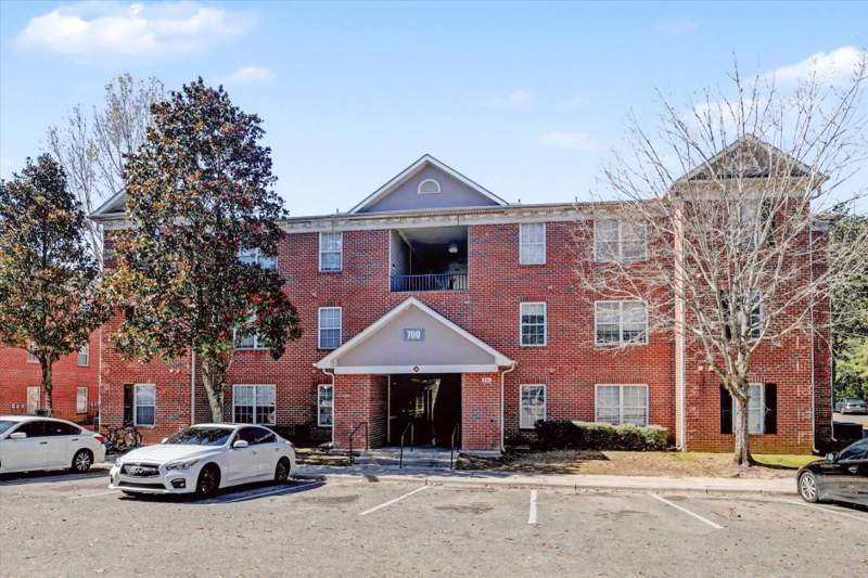 3 bedroom Condominium at 3000 S Adams Street, Capital Luxury Condominiums, Tallahassee — photo 2