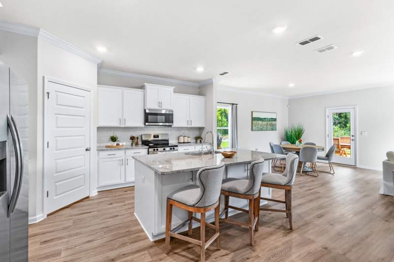 5 bedroom Detached at 540 Bienville Place, Fallschase, Tallahassee — photo 5