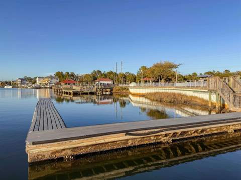 709 SE 3rd Street, Carrabelle FL - photo 11 of 70