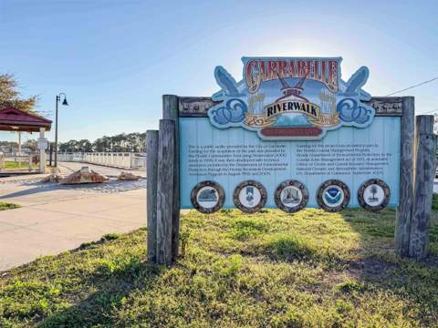 709 SE 3rd Street, Carrabelle FL - photo 6 of 70