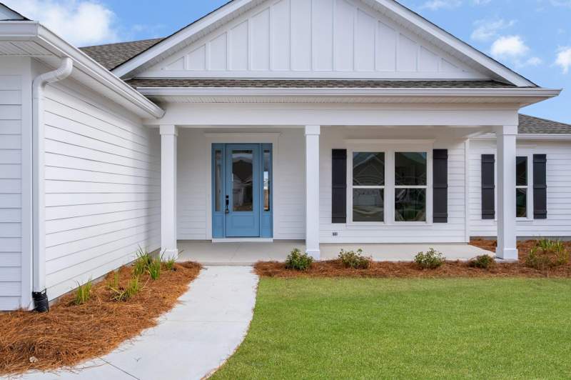 4 bedroom Detached at 13 Springdale Drive, Summerfield, Crawfordville — photo 3