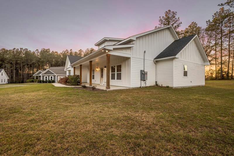4 bedroom Detached at 121 Shumard Court, Crooked Creek Phase 1, Monticello — photo 2