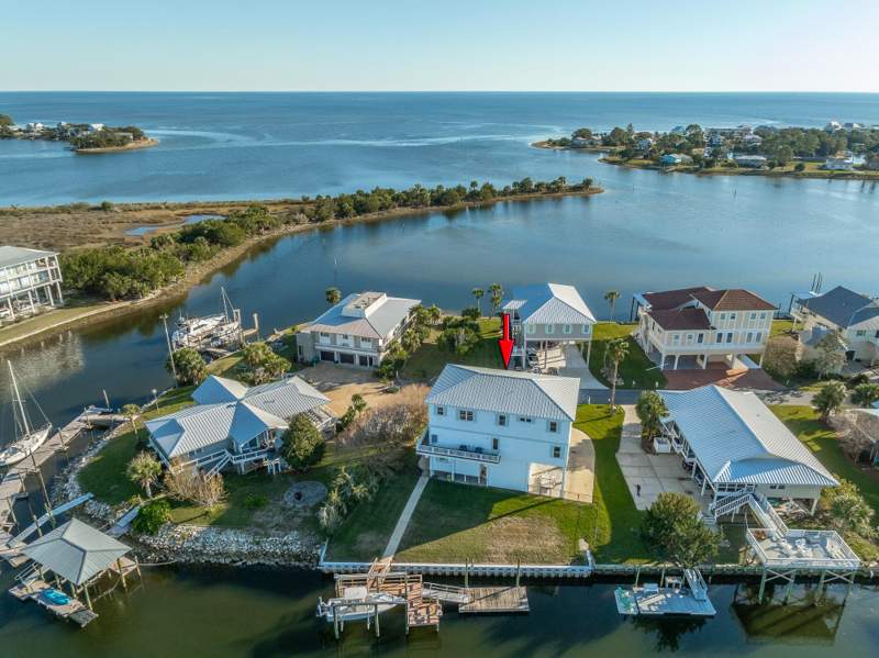 4 bedroom Detached at 150 Royster Drive, Shell Point Harbor, Crawfordville — photo 2