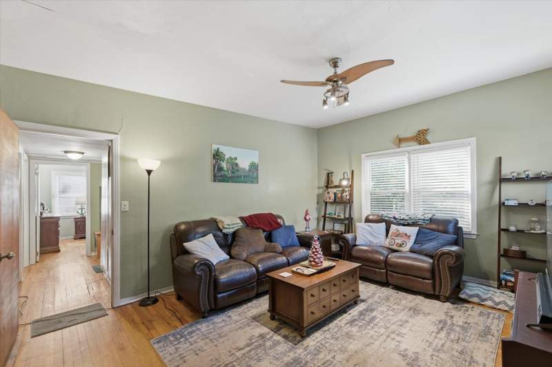 4 bedroom Detached at 1815 Jackson Bluff Road, Azalea Park, Tallahassee — photo 4
