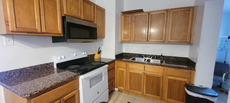 3 bedroom Detached at 2061 Warwick Street, Sunny Hill Re Plat, Tallahassee — photo 2