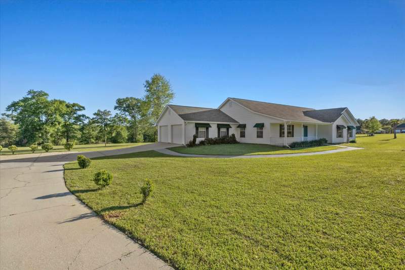 4 bedroom Detached at 1115 Glory Road, The Farms at Quincy, Quincy — photo 4
