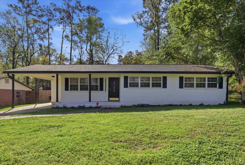 3 bedroom Detached at 2153 Longview Drive, Lake Jackson Heights, Tallahassee — photo 2