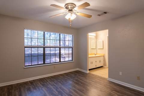 1056 Longstreet Drive, Tallahassee FL - photo 16 of 28