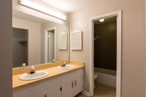 1056 Longstreet Drive, Tallahassee FL - photo 23 of 28