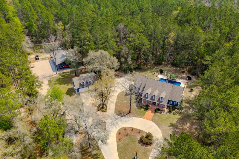 6 bedroom Detached at 174 Decey Wallace Lane, Eastwood Acres, Crawfordville — photo 3