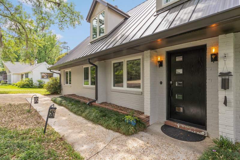 5 bedroom Detached at 2012 Lee Avenue, Betton Hill, Tallahassee — photo 4