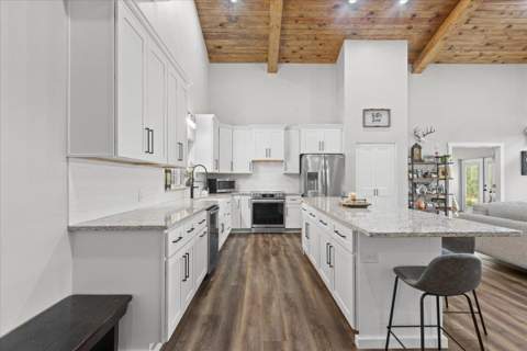539 NW 5th Avenue, Steinhatchee FL - photo 18 of 70