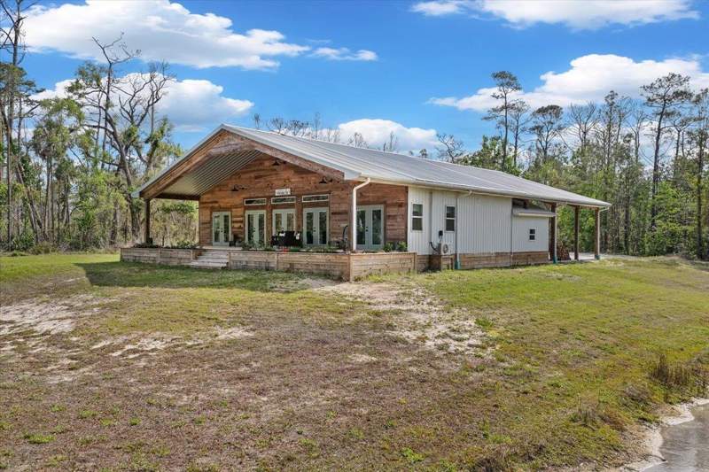 3 bedroom Detached at 0 NW Roys Road, Steinhatchee Sub, Steinhatchee — photo 2