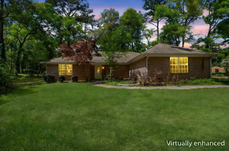 3 bedroom Detached at 8719 Salamanca Court, Bosque De Augustine, Tallahassee — photo 2