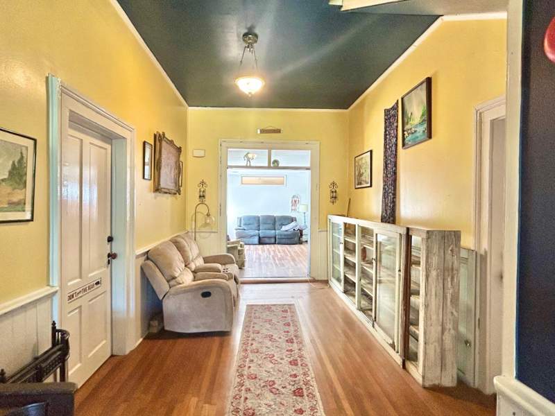 7 bedroom Detached at 625 E Washington Street, Andrew Denham Add, Monticello — photo 3