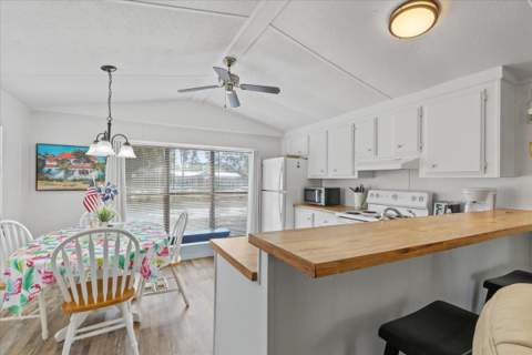 1707 NE Cypress Street, Steinhatchee FL - photo 16 of 35