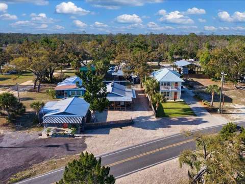 603 SE Riverside Drive, Steinhatchee FL - photo 8 of 51
