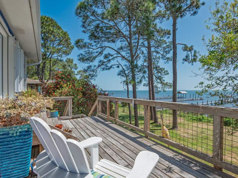 3 bedroom Detached at 2492 Highway 98 East, Gulf Wynn, Carrabelle — photo 2