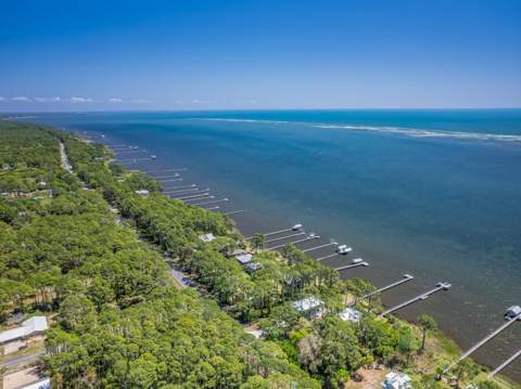 2492 Highway 98 East, Carrabelle FL - photo 8 of 67