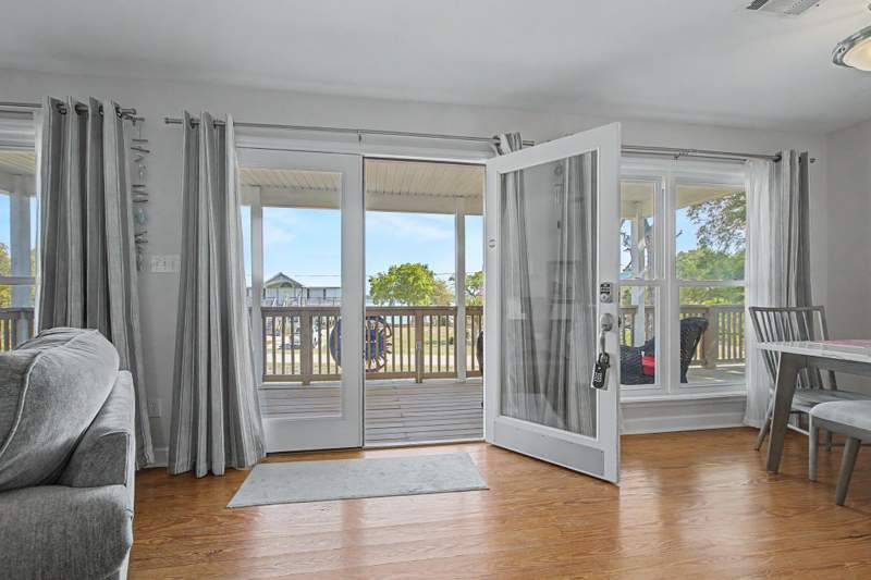 3 bedroom Detached at 214 Harbor Circle, Alligator Harbor, Alligator Point — photo 5