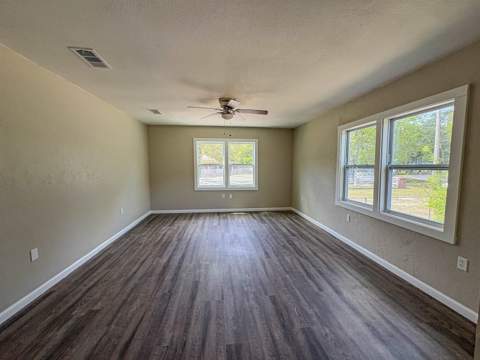 6335 Sue Page Drive, Tallahassee FL - photo 7 of 18