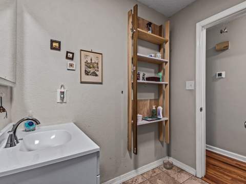 815 Peggy Drive, Tallahassee FL - photo 12 of 38