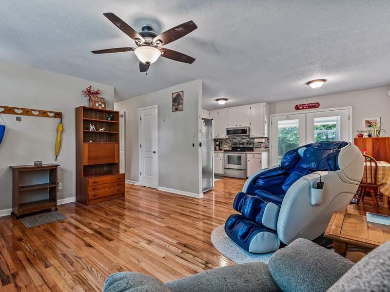 3 bedroom Detached at 815 Peggy Drive, Annawood, Tallahassee — photo 5