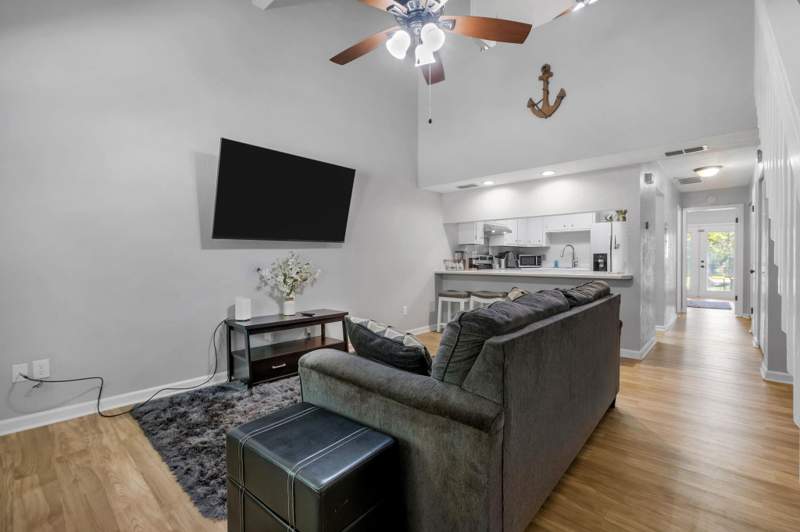 2 bedroom Townhouse at 2889 Jim Lee Road, Highlands Unrec Phase 4, Tallahassee — photo 5