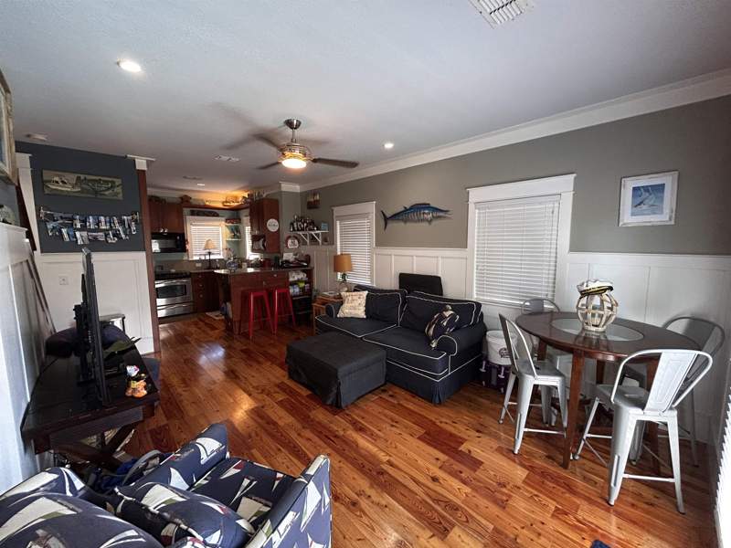 1 bedroom Condominium at 427 Pirates Landing Drive, Pirates Landing, Carrabelle — photo 4