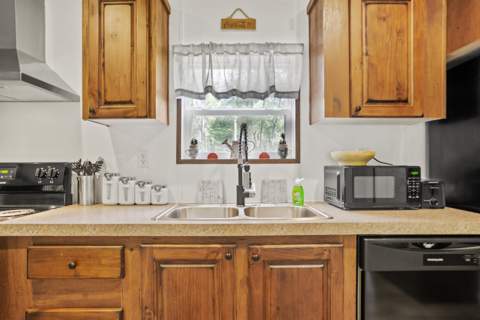1001 Backforest Lane, Tallahassee FL - photo 17 of 41