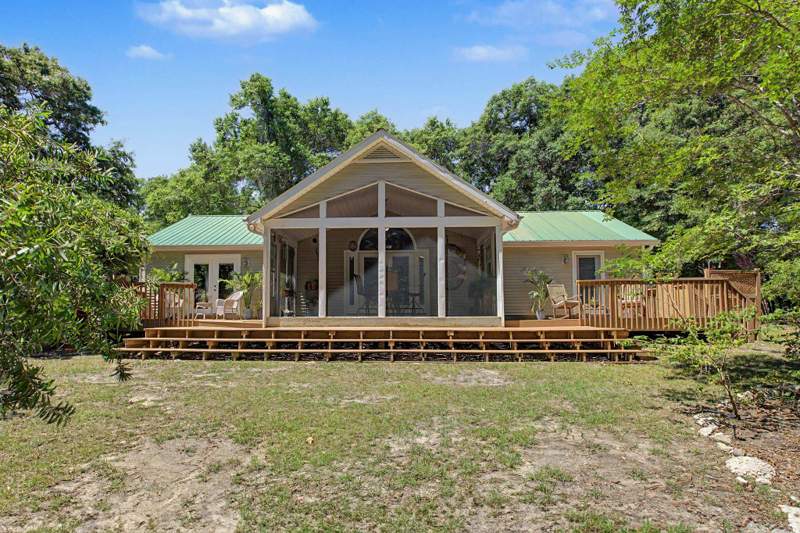3 bedroom Detached at 2865 Parramore Shores Road, Parramores Lake Estates Unrec, Tallahassee — photo 2