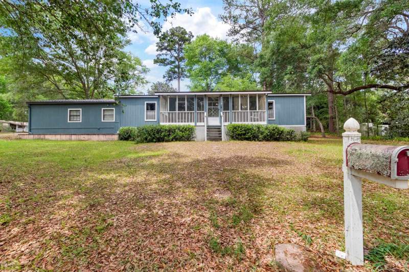 3 bedroom ManufacturedHome at 7772 Rocky Comfort Lane, Plantation Estates, Tallahassee — photo 2