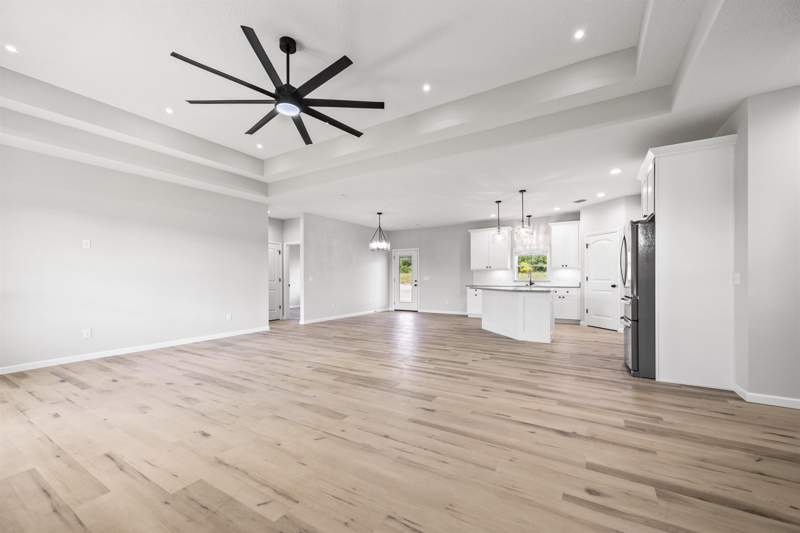 3 bedroom Detached at 241 SW Canopy Trail, Canopy Park, Madison — photo 3