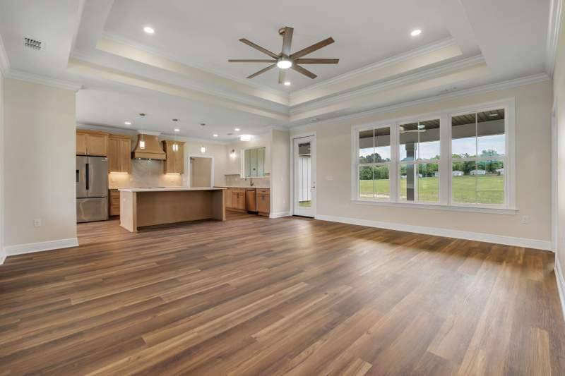 3 bedroom Detached at 51 Tarn Way, Hemings Pond, Monticello — photo 4