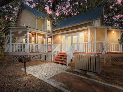 233 NE Maggie Circle, Steinhatchee FL - photo 7 of 40