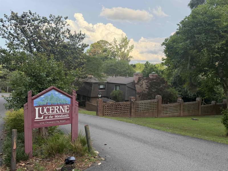 2 bedroom Townhouse at 3219 Thomasville Road, Lucerne At Woodlands, Tallahassee — photo 5