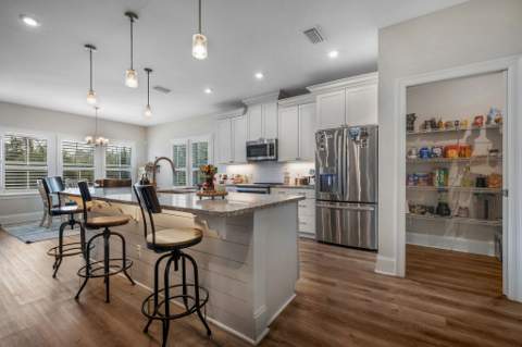 4425 Summerfield Drive, Tallahassee FL - photo 10 of 39