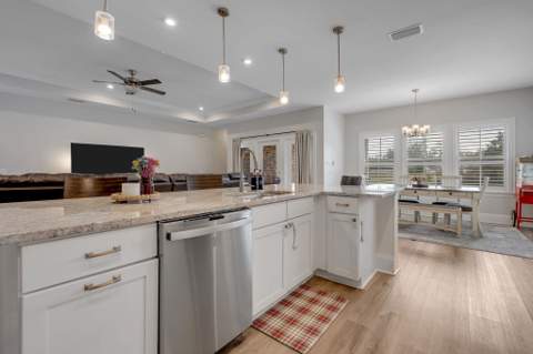 4425 Summerfield Drive, Tallahassee FL - photo 7 of 39