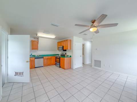2366 Oak Street, Lanark Village FL - photo 17 of 39