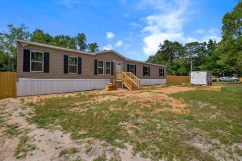 119 Crestwood Drive, Crawfordville FL - photo 6 of 42